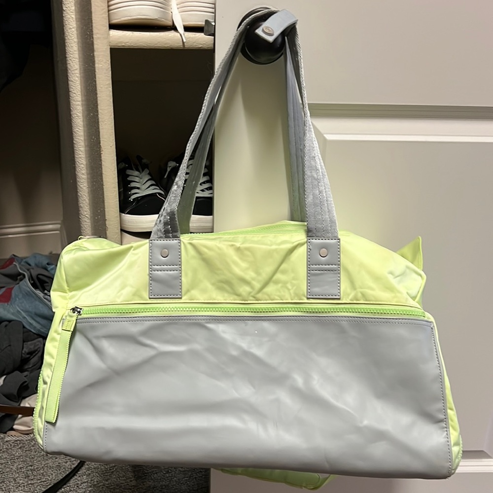 Lululemon gym bag